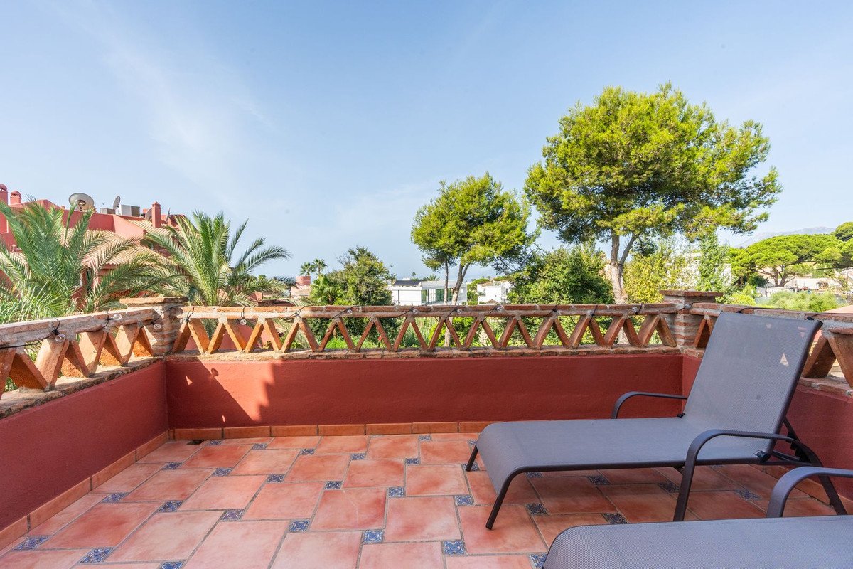 4 Bed Penthouse Duplex in Elviria