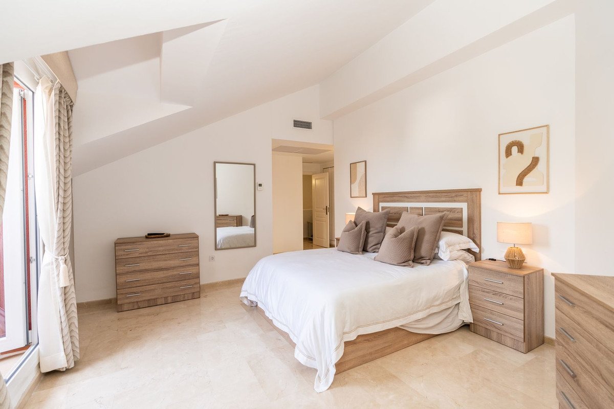 4 Bed Penthouse Duplex in Elviria