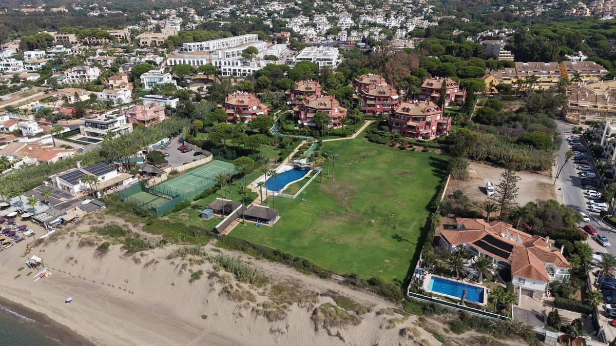 4 Bed Penthouse Duplex in Elviria