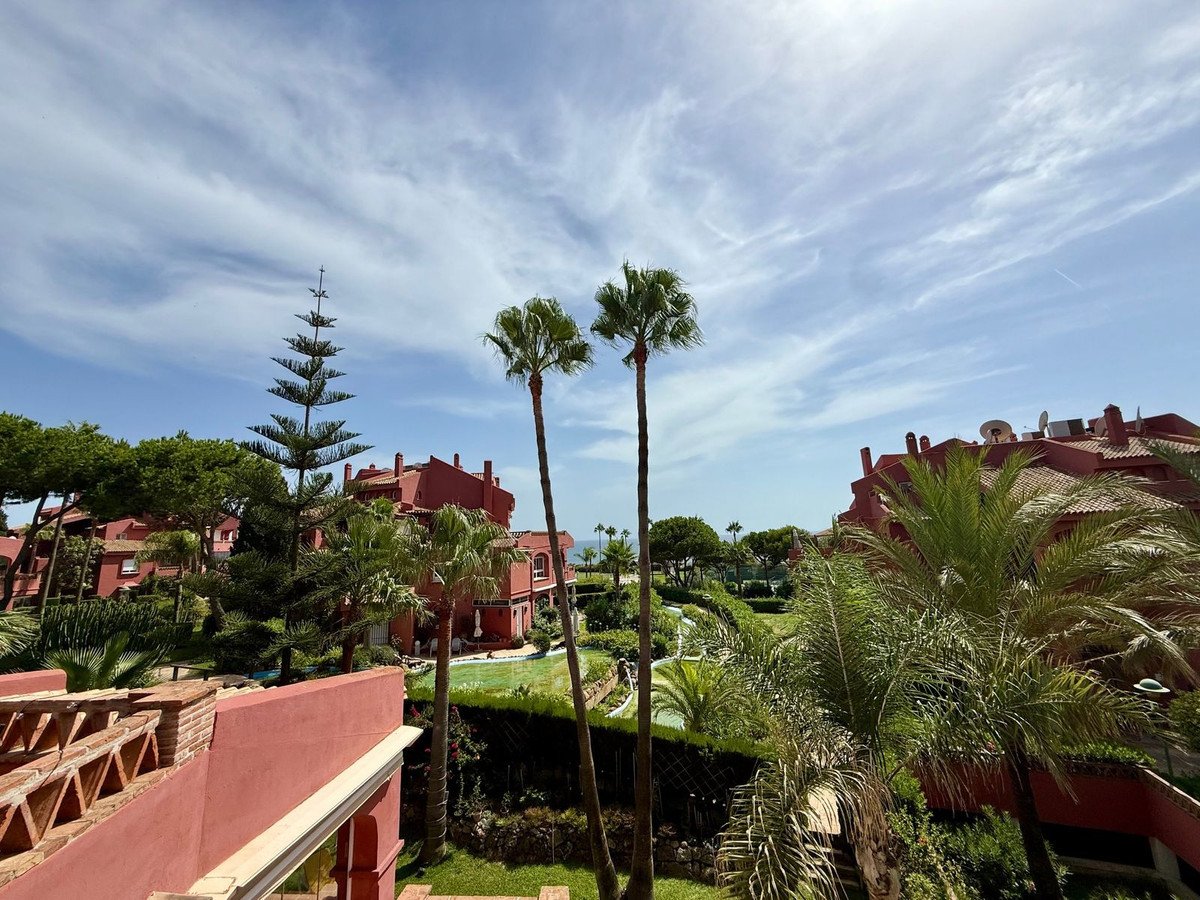 4 Bed Penthouse Duplex in Elviria