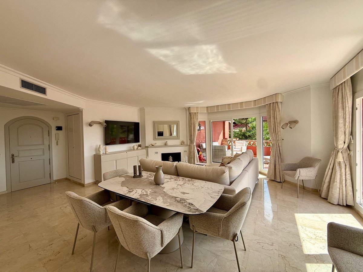 4 Bed Penthouse Duplex in Elviria
