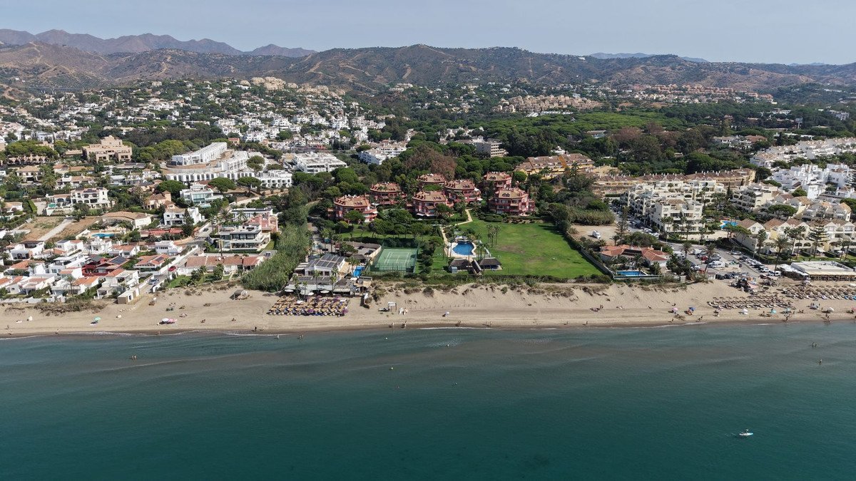 4 Bed Penthouse Duplex in Elviria