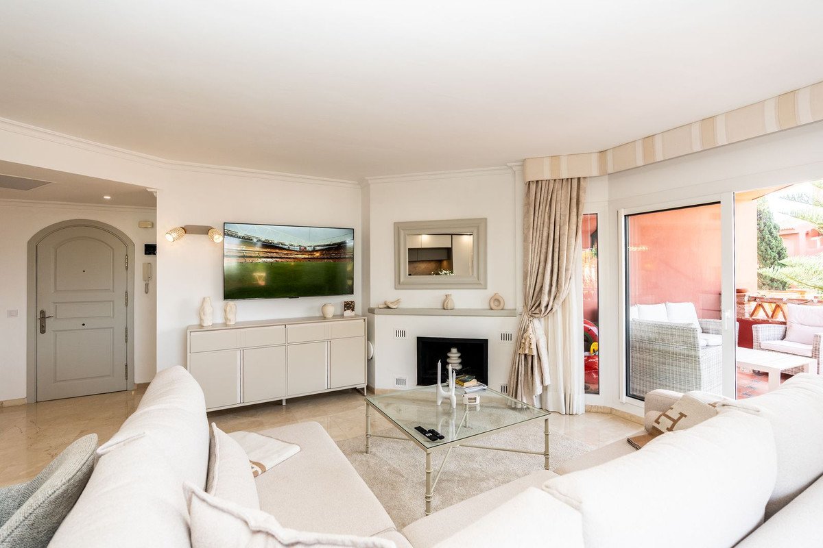 4 Bed Penthouse Duplex in Elviria