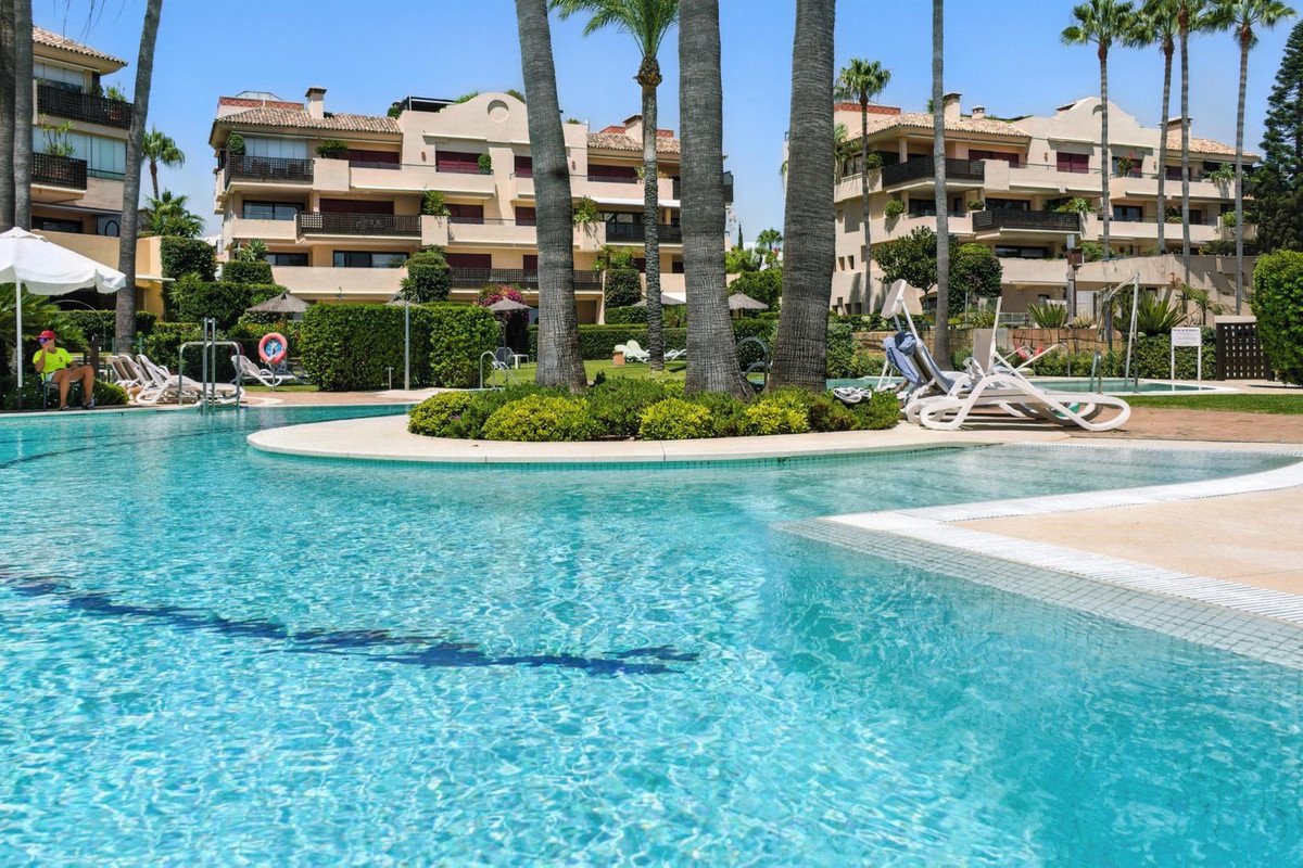 2 Bed Middle Floor Apartment in Costalita