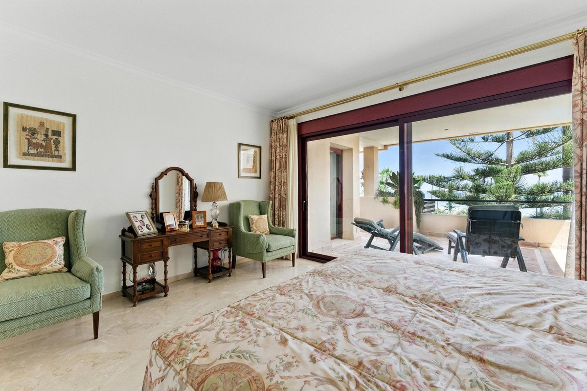 2 Bed Middle Floor Apartment in Costalita