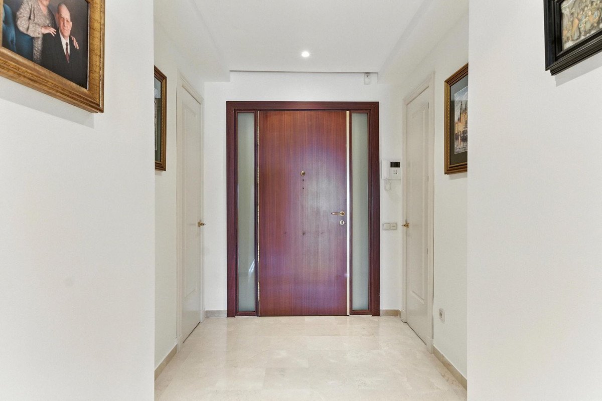 2 Bed Middle Floor Apartment in Costalita