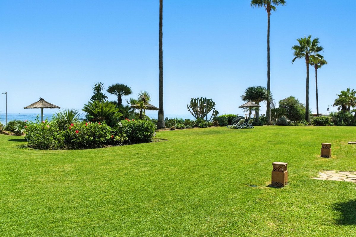 2 Bed Middle Floor Apartment in Costalita