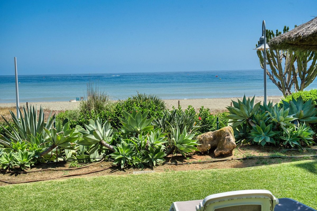2 Bed Middle Floor Apartment in Costalita