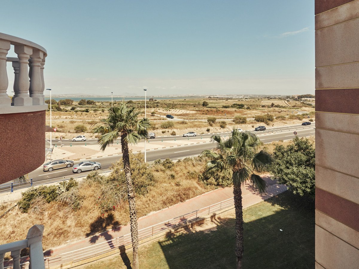 2 Bed Ground Floor Apartment in La Mata