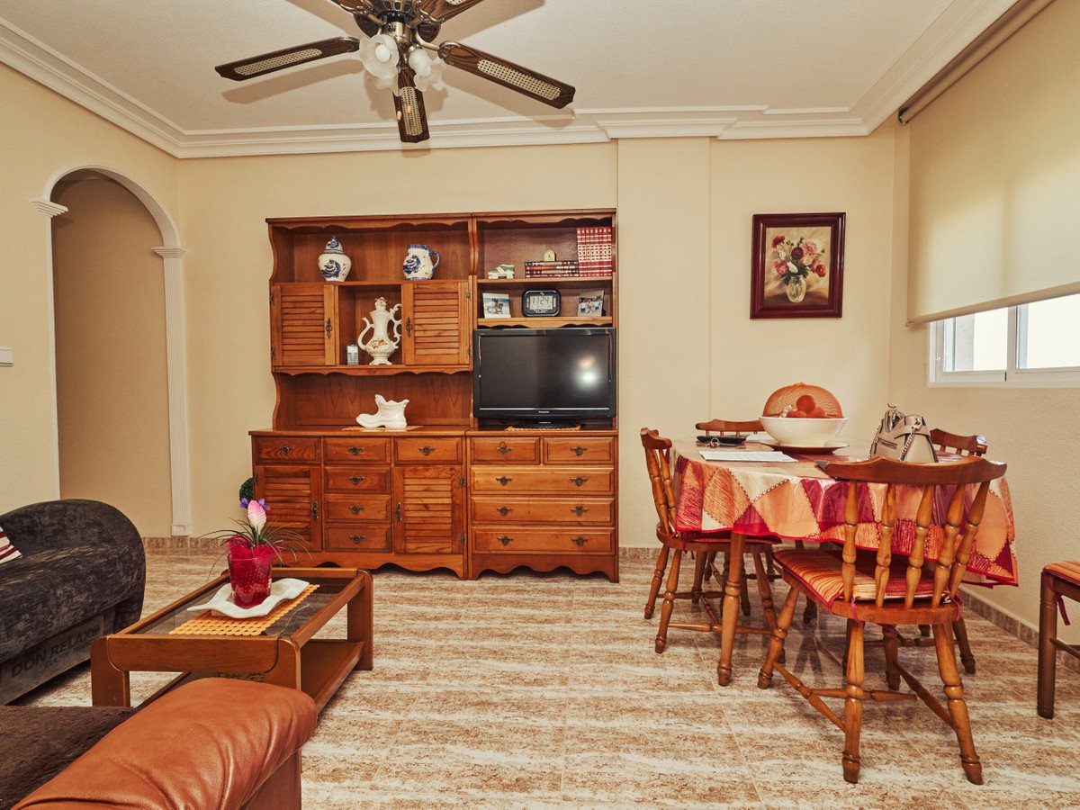 2 Bed Ground Floor Apartment in La Mata