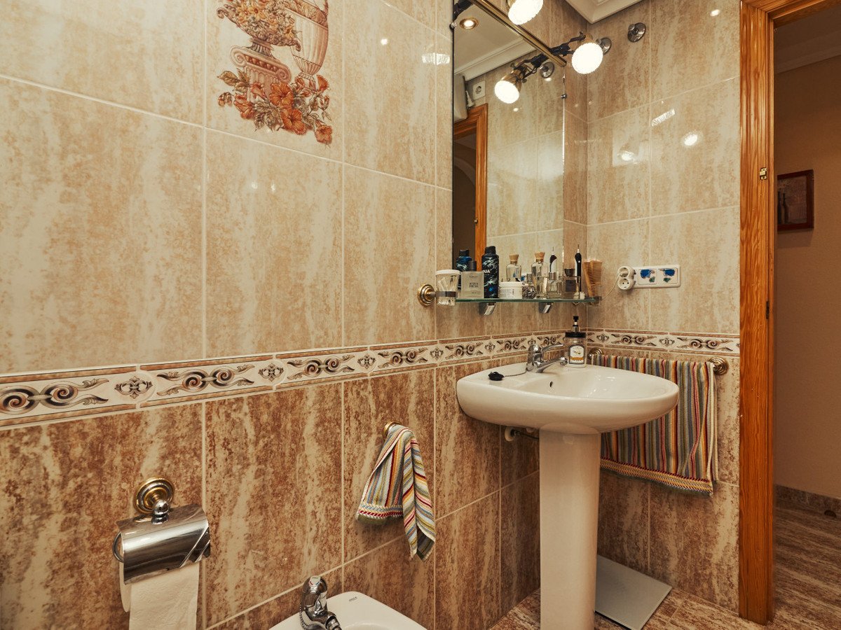 2 Bed Ground Floor Apartment in La Mata