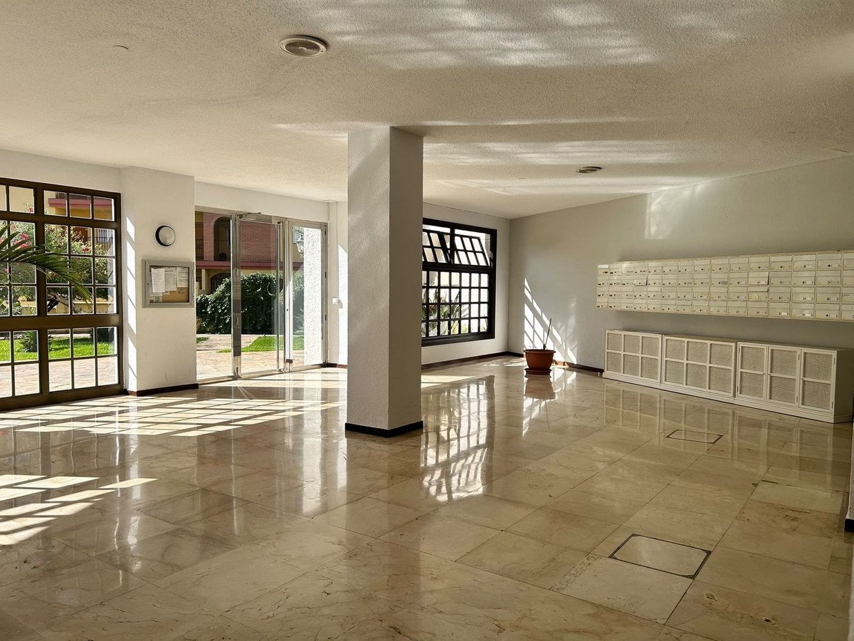 1 Bed Middle Floor Apartment in Los Pacos