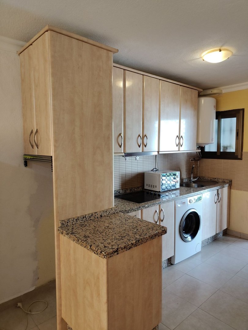 1 Bed Middle Floor Apartment in Los Pacos