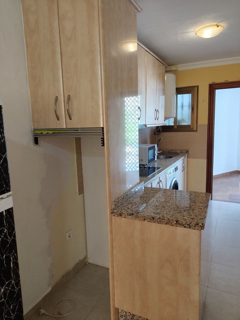 1 Bed Middle Floor Apartment in Los Pacos