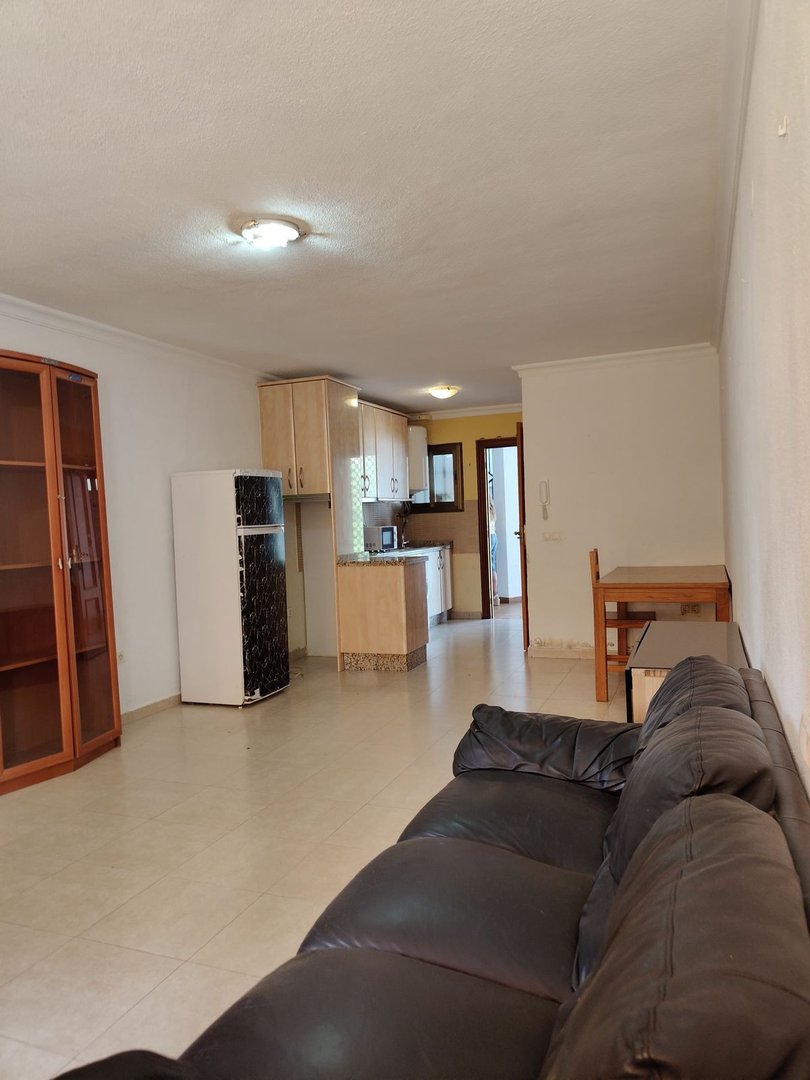 1 Bed Middle Floor Apartment in Los Pacos