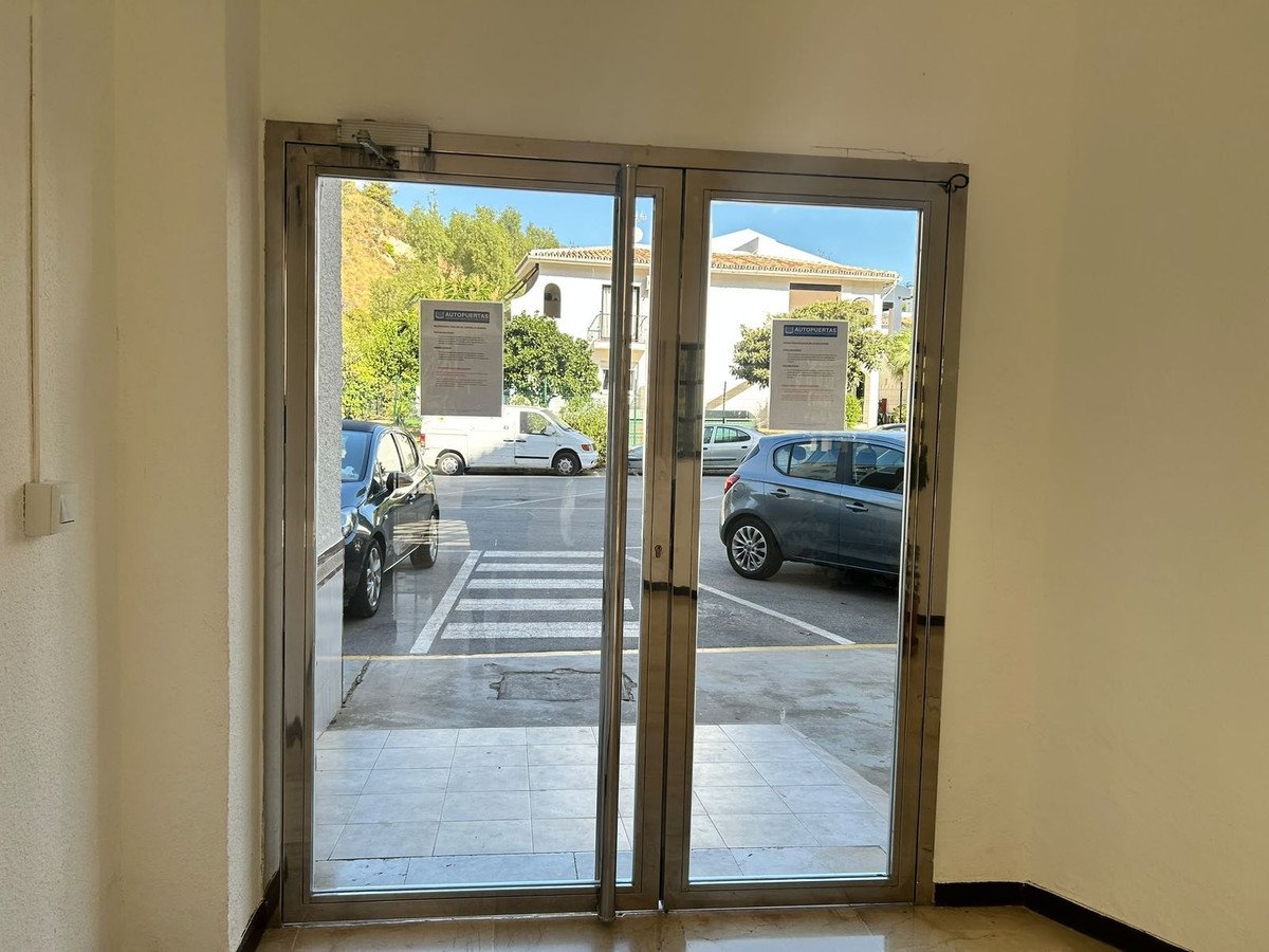 1 Bed Middle Floor Apartment in Los Pacos