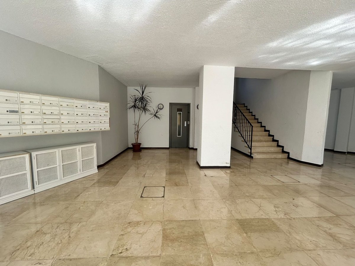 1 Bed Middle Floor Apartment in Los Pacos