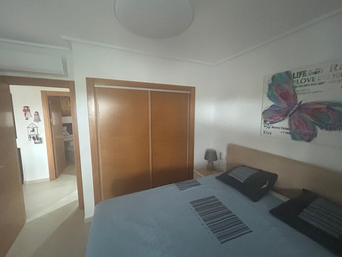 2 Bed Middle Floor Apartment in Hacienda Riquelme