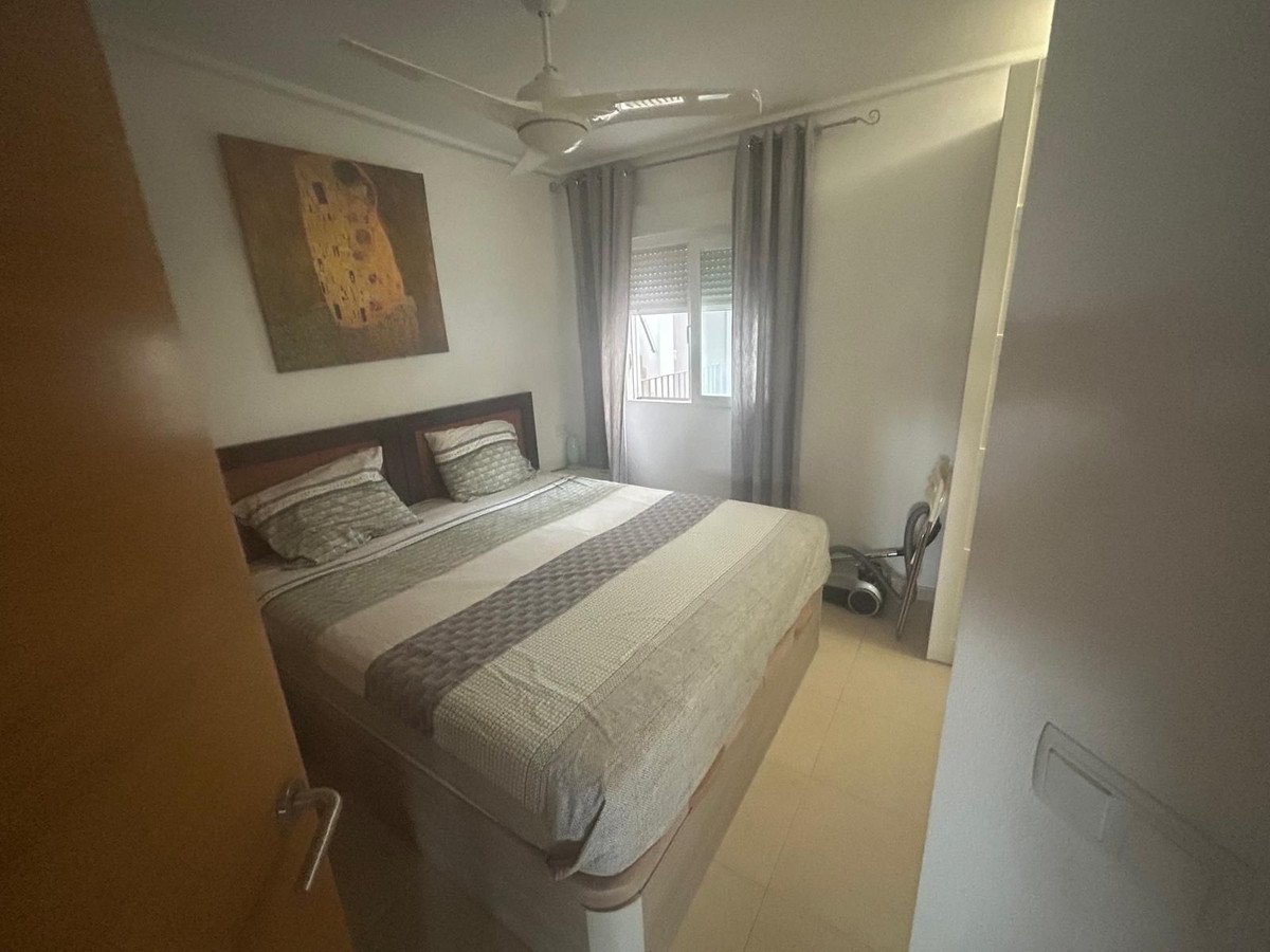 2 Bed Middle Floor Apartment in Hacienda Riquelme