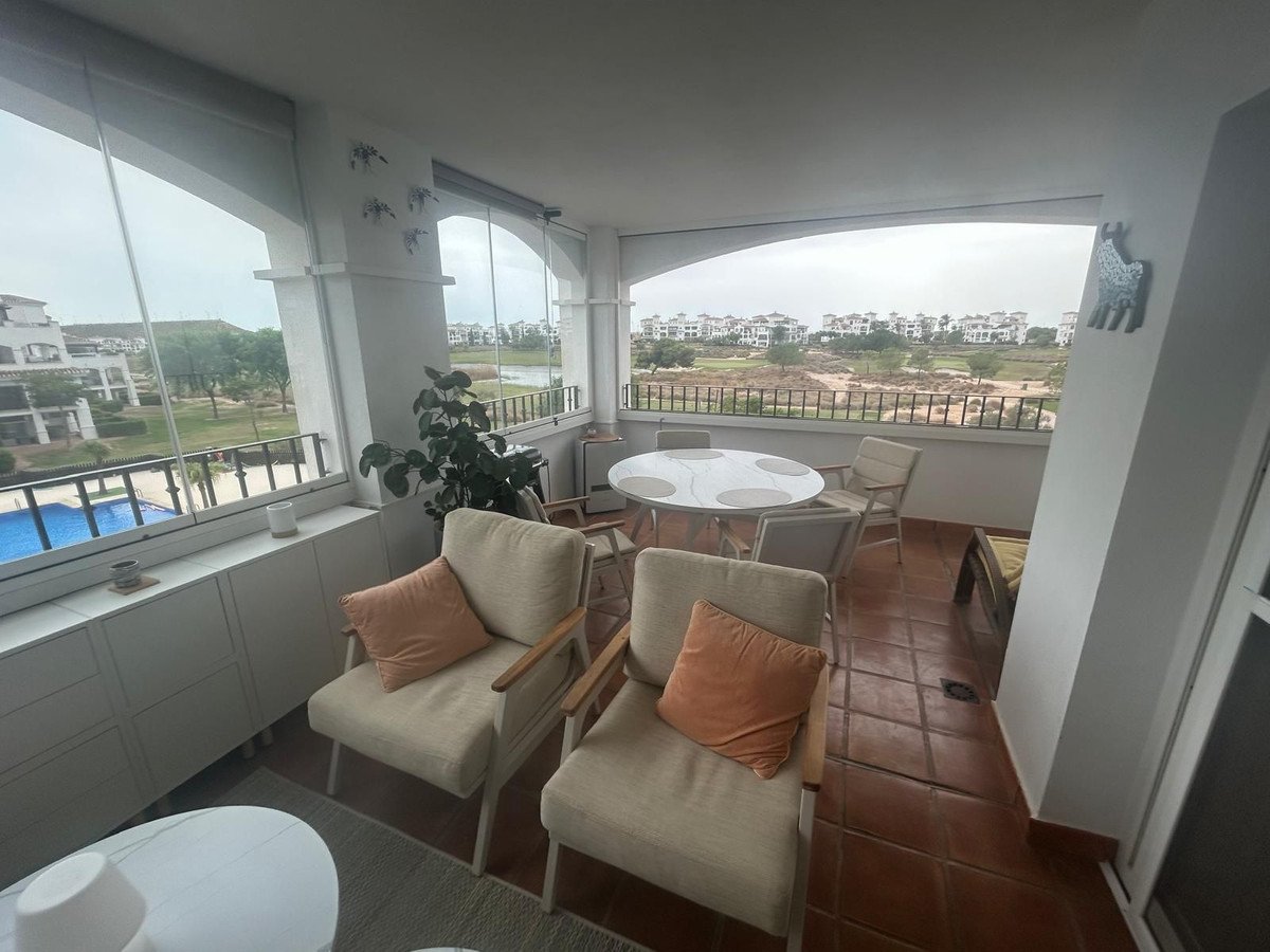 2 Bed Middle Floor Apartment in Hacienda Riquelme