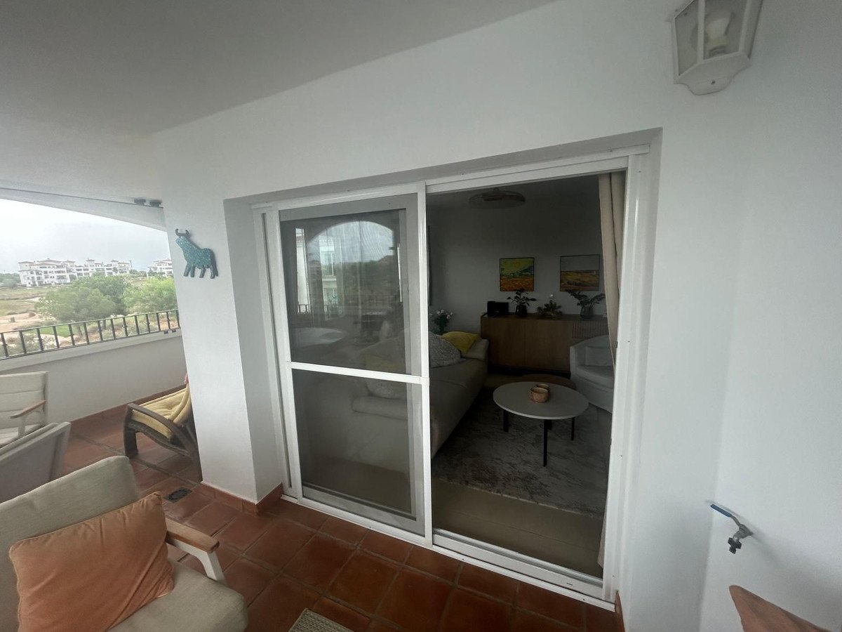 2 Bed Middle Floor Apartment in Hacienda Riquelme