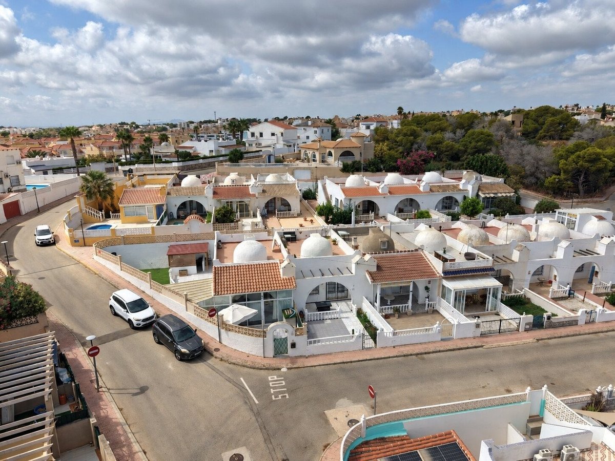 2 Bed Bungalow in Villamartin