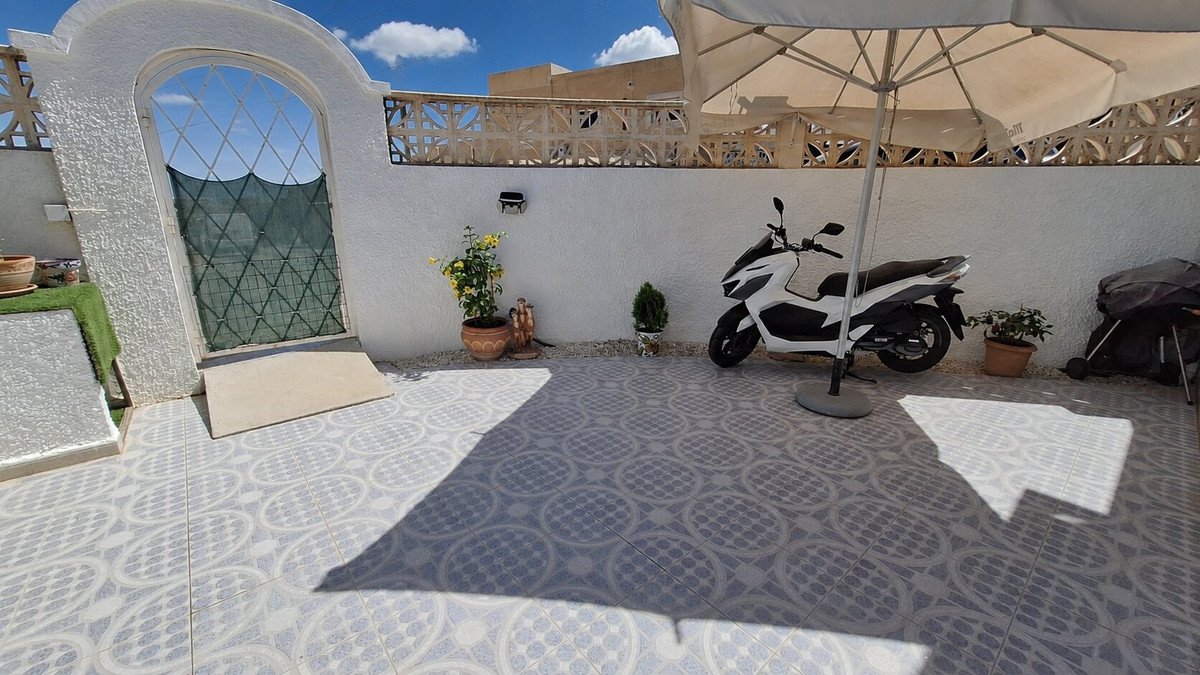 2 Bed Bungalow in Villamartin