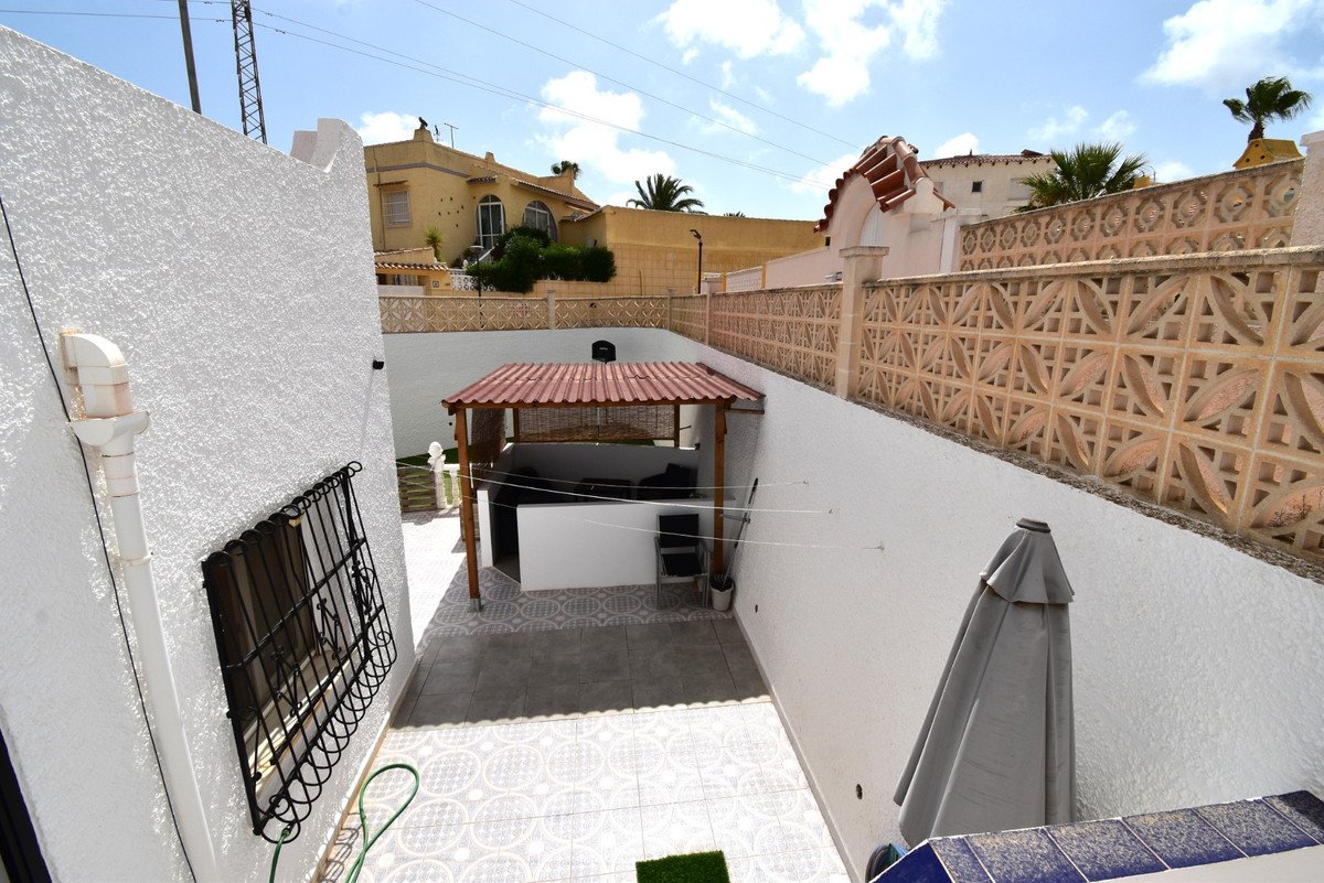 2 Bed Bungalow in Villamartin