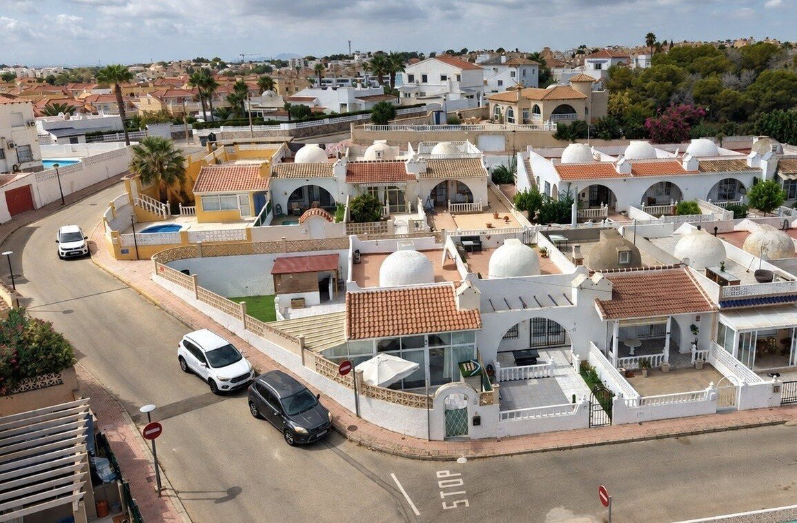 2 Bed Bungalow in Villamartin
