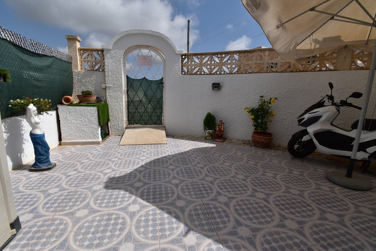 2 Bed Bungalow in Villamartin