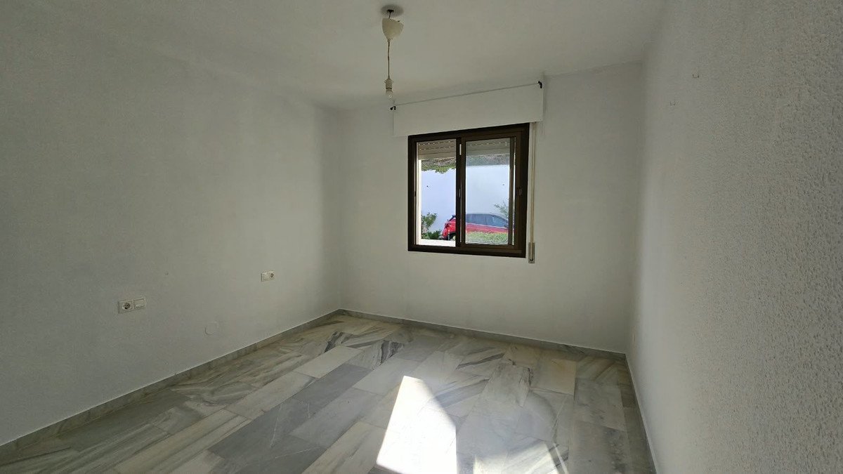 2 Bed Top Floor Apartment in Riviera del Sol