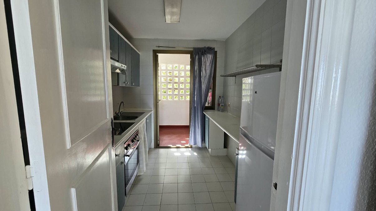 2 Bed Top Floor Apartment in Riviera del Sol
