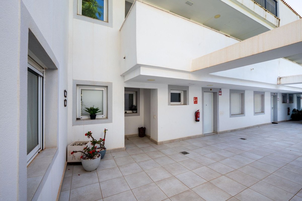 3 Bed Ground Floor Apartment in Casares Playa