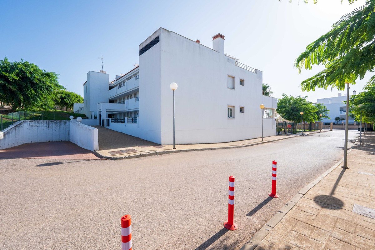3 Bed Ground Floor Apartment in Casares Playa