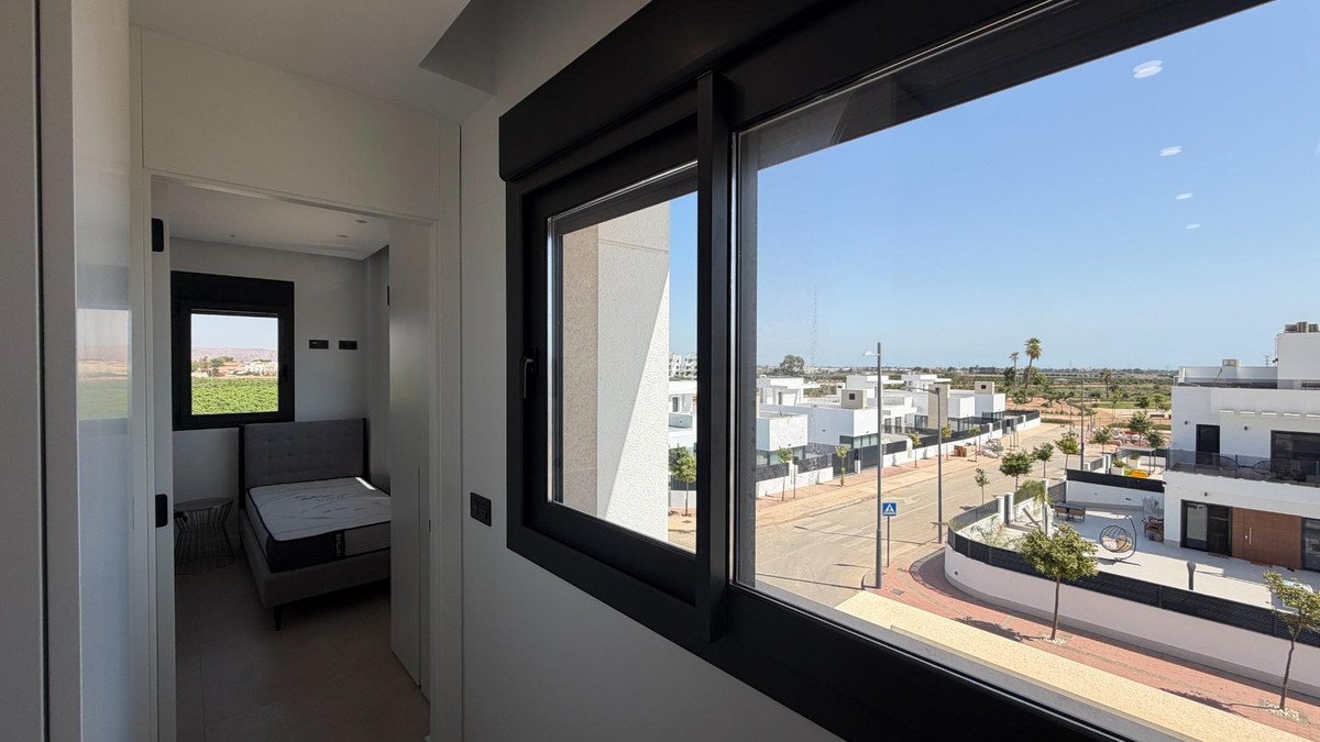 2 Bed Ground Floor Apartment in Los Alcazares