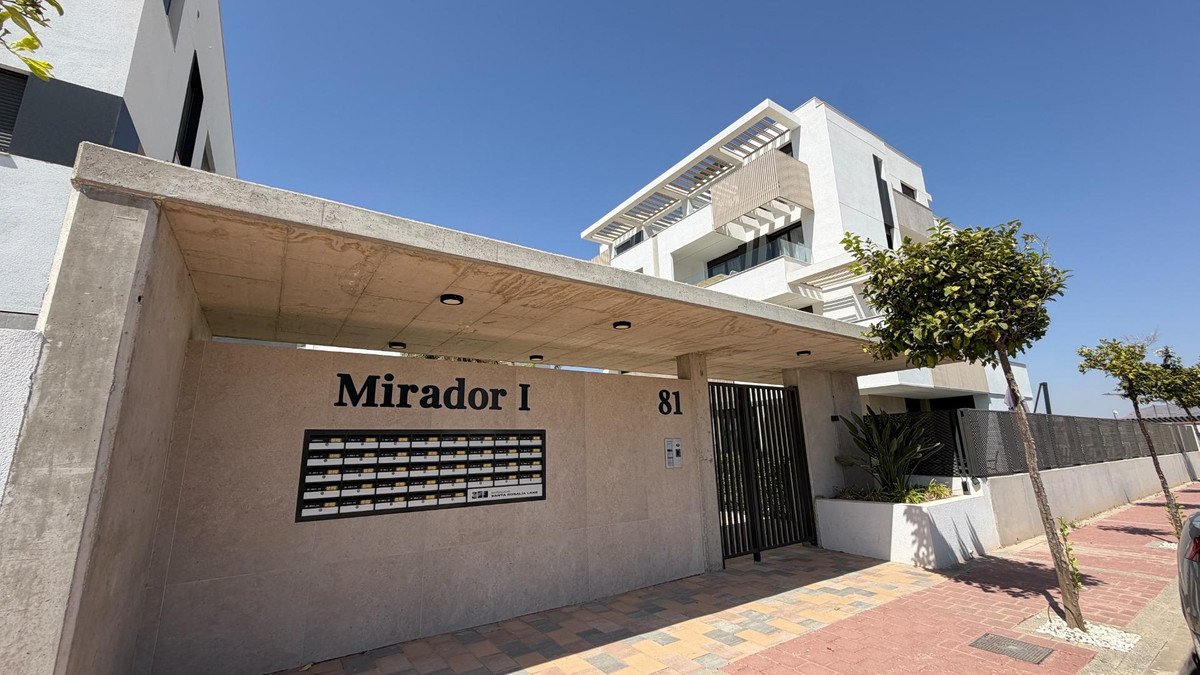 2 Bed Ground Floor Apartment in Los Alcazares