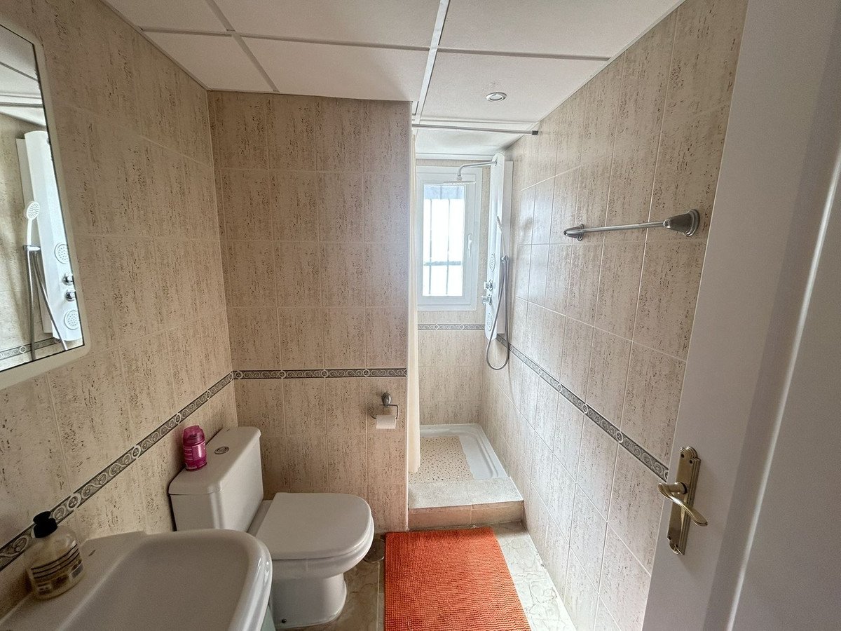 2 Bed Ground Floor Apartment in Calahonda