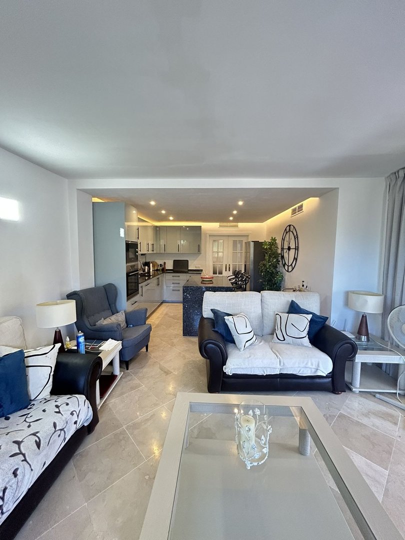 2 Bed Ground Floor Apartment in Calahonda
