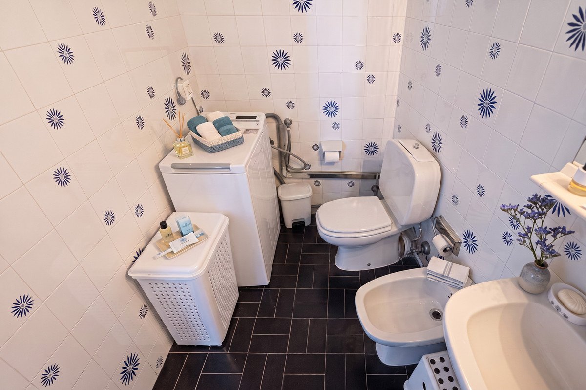 1 Bed Middle Floor Apartment in Calahonda