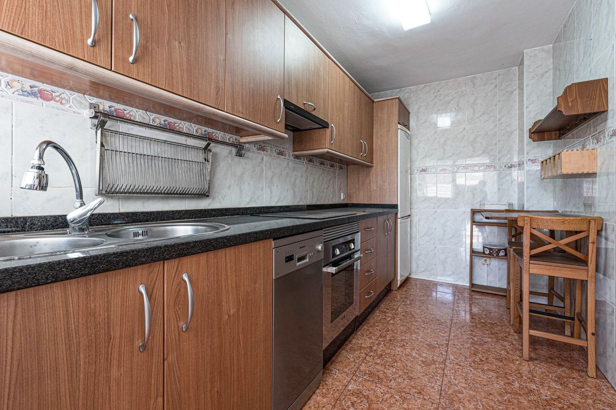 3 Bed Middle Floor Apartment in Fuengirola