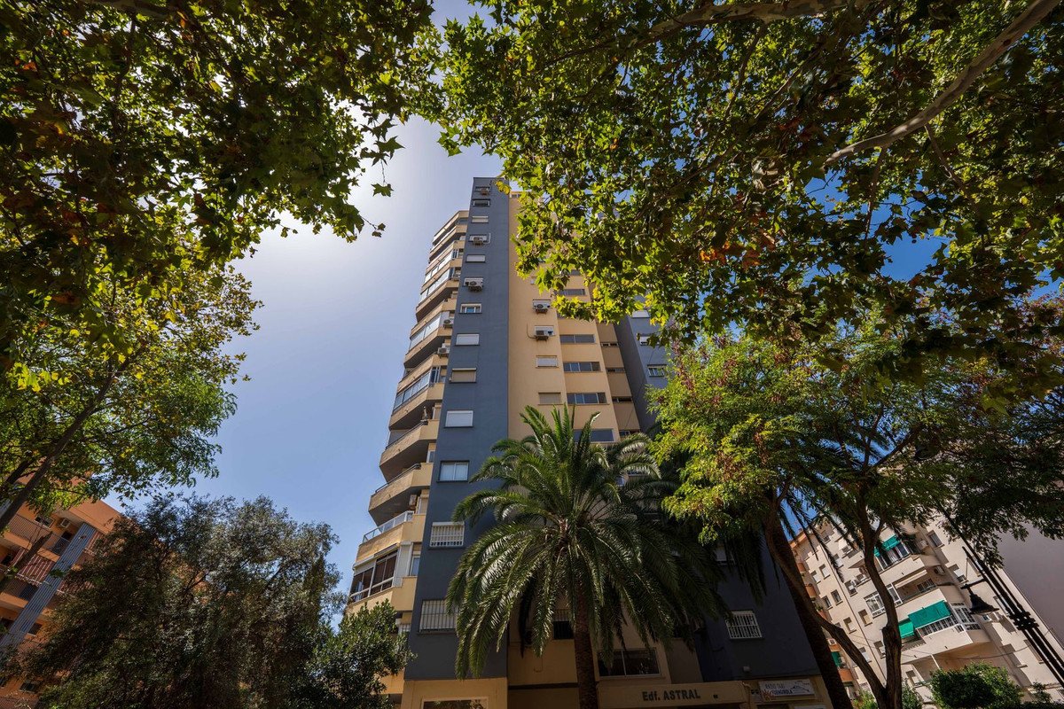 3 Bed Middle Floor Apartment in Fuengirola