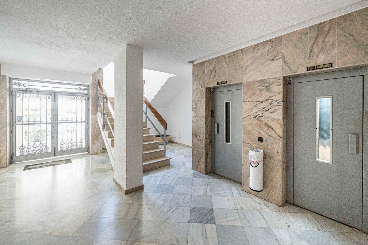 3 Bed Middle Floor Apartment in Fuengirola