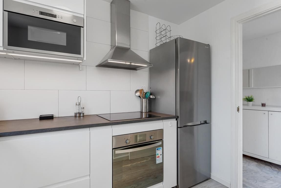 2 Bed Middle Floor Apartment in Marbella