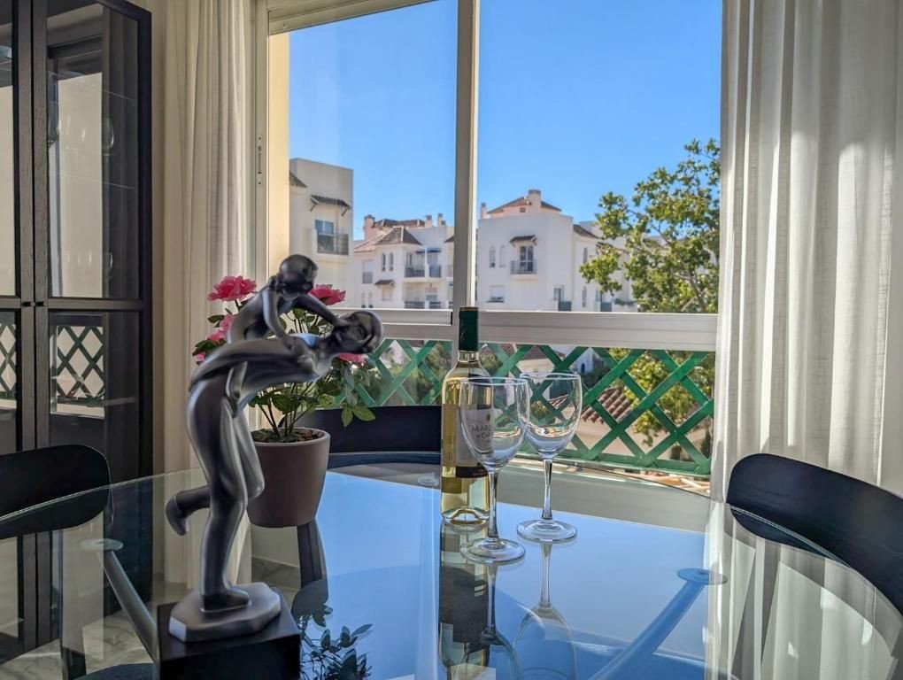 2 Bed Middle Floor Apartment in Marbella