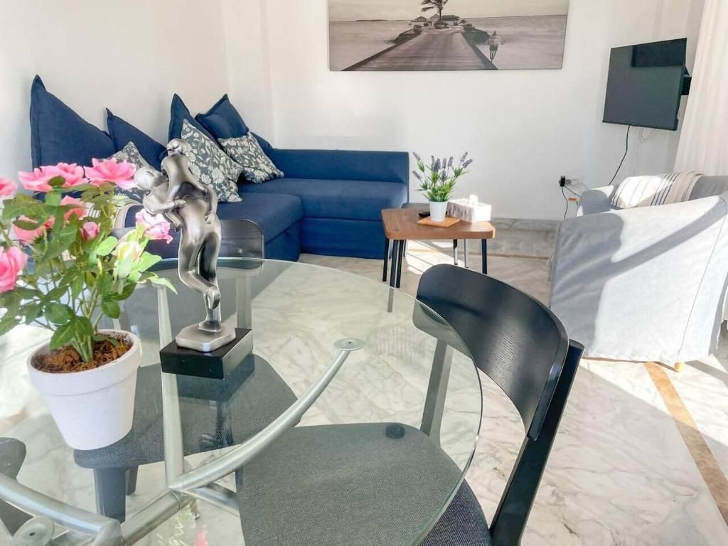 2 Bed Middle Floor Apartment in Marbella