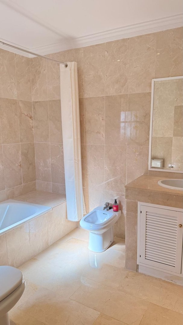 2 Bed Ground Floor Apartment in Elviria