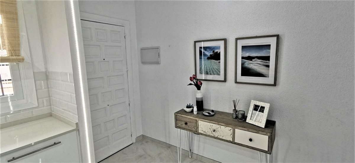 2 Bed Townhouse in Estepona
