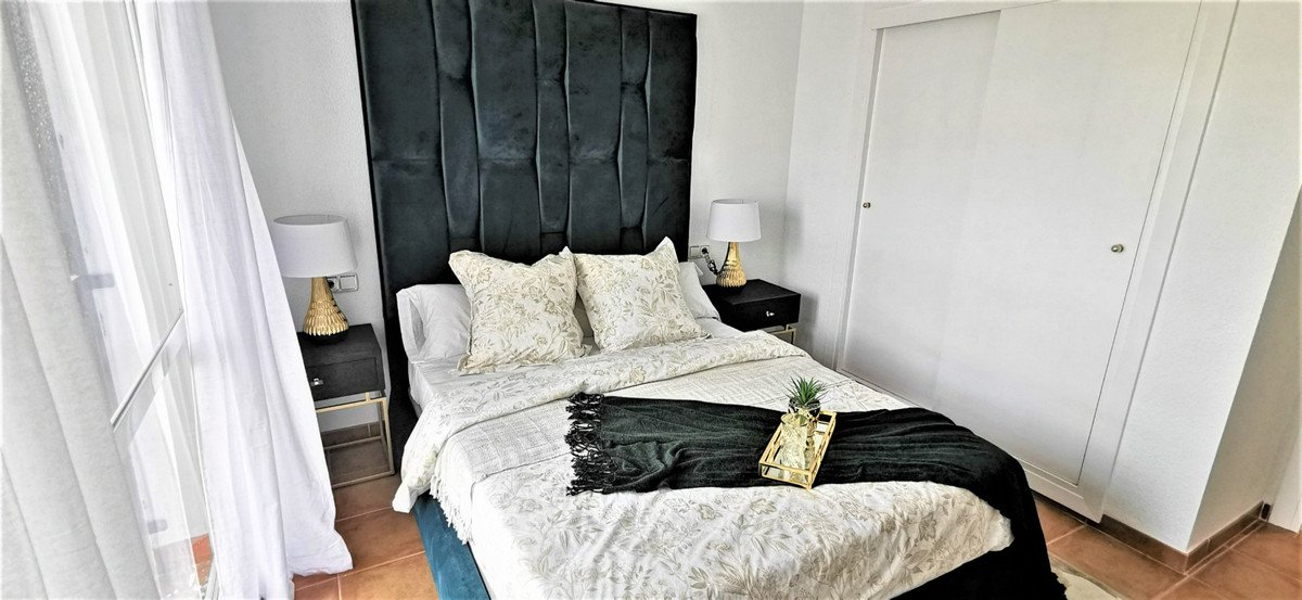 2 Bed Townhouse in Estepona