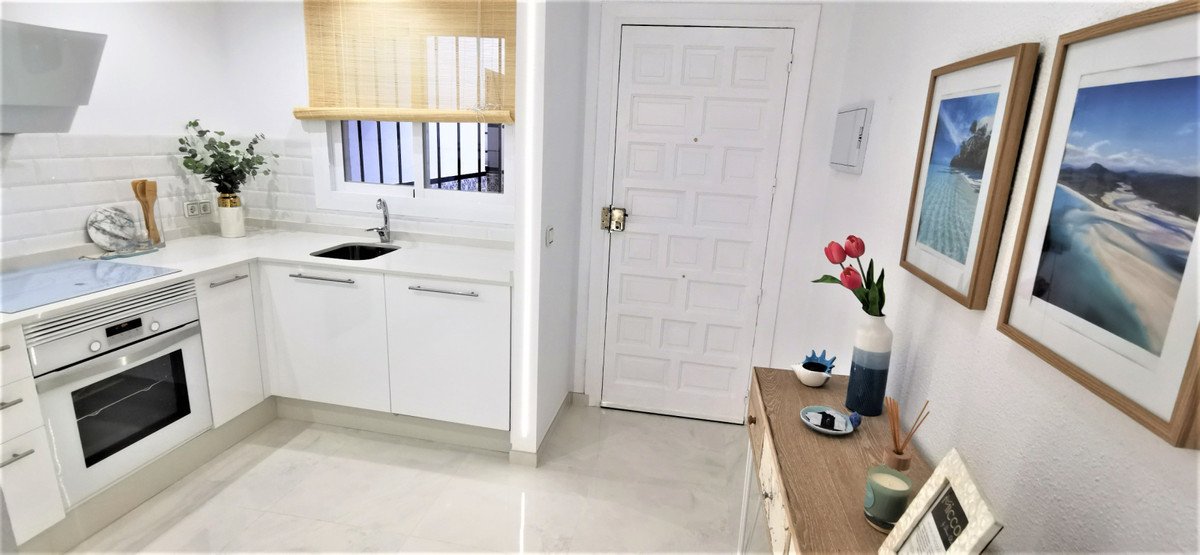 2 Bed Townhouse in Estepona