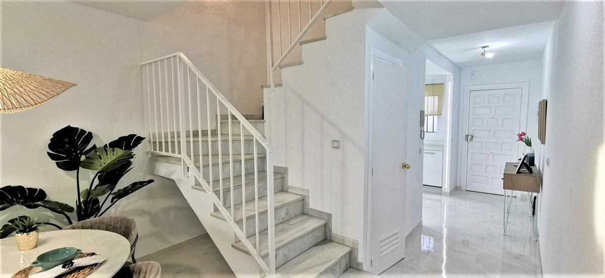 2 Bed Townhouse in Estepona